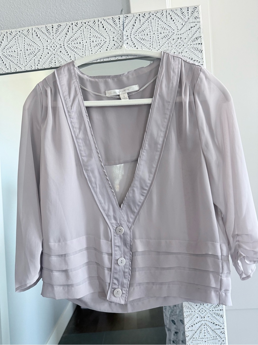 LC Lauren Conrad Lavender V-Neck Button Front Blouse
